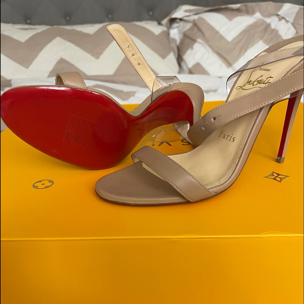 Christian Louboutin nude